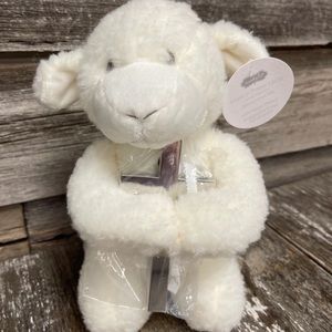 Mudpie musical praying lamb